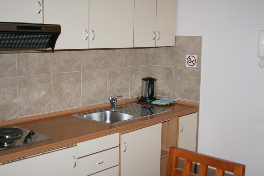 Aparthotel Castrum Novum Novigrad Istria Cameră foto