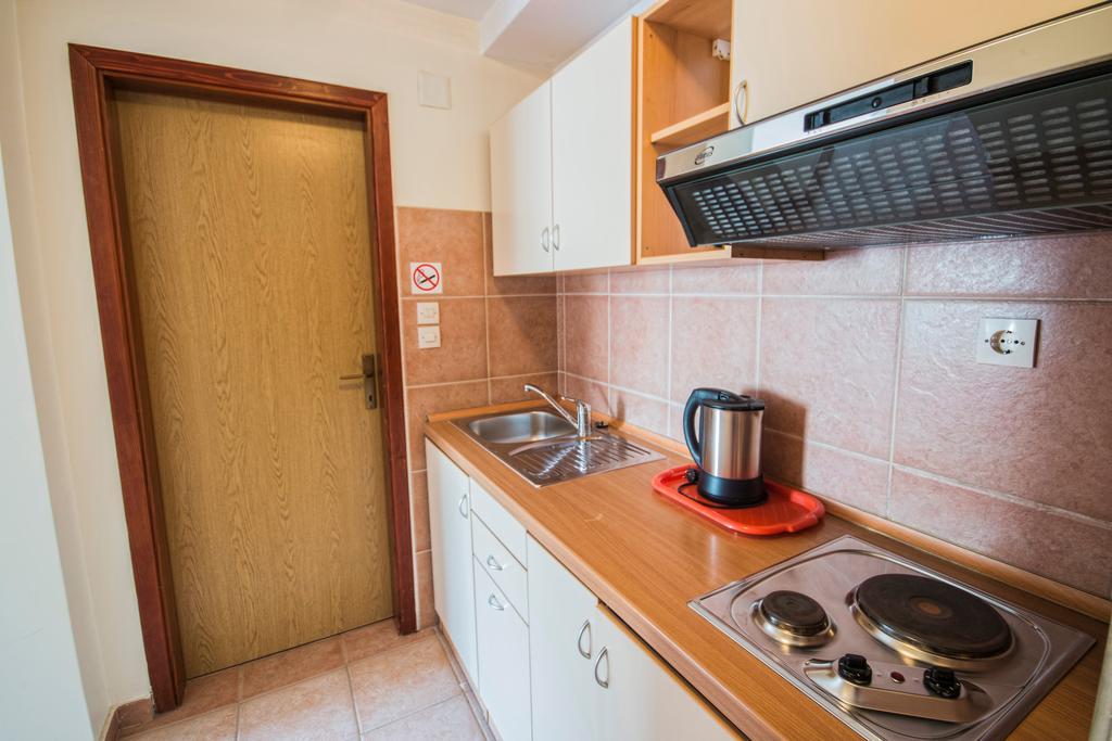 Aparthotel Castrum Novum Novigrad Istria Cameră foto
