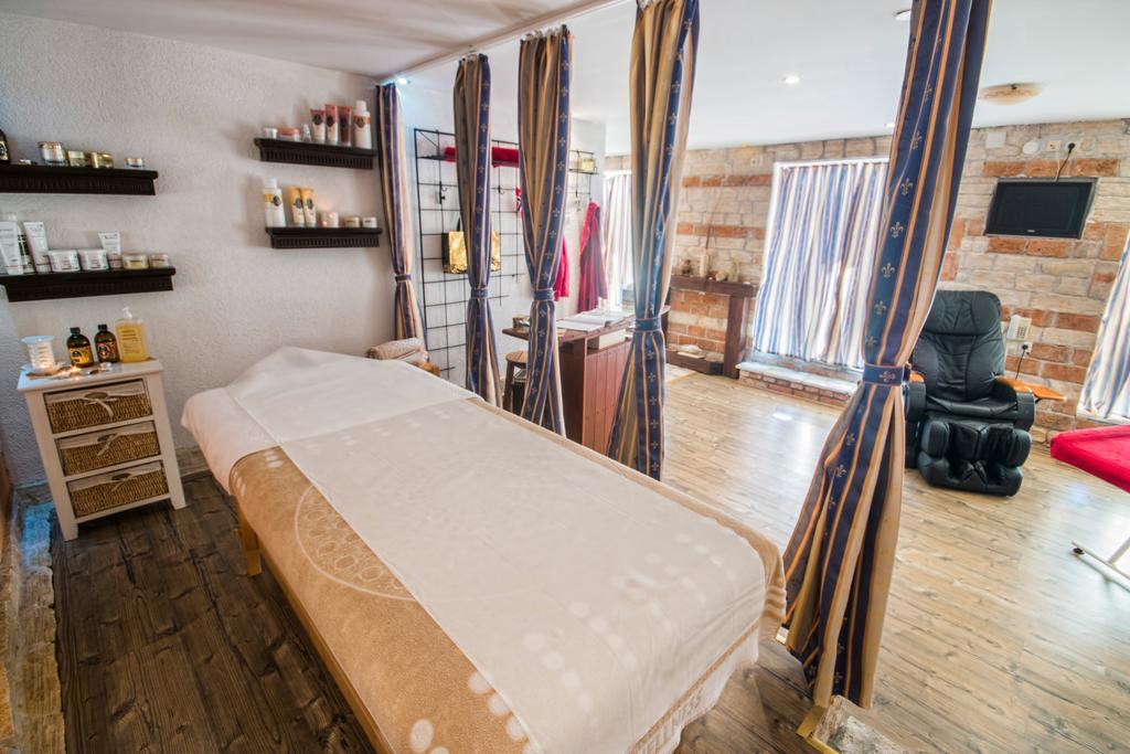 Aparthotel Castrum Novum Novigrad Istria Cameră foto