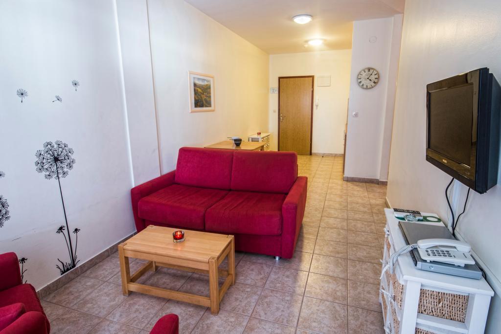 Aparthotel Castrum Novum Novigrad Istria Cameră foto